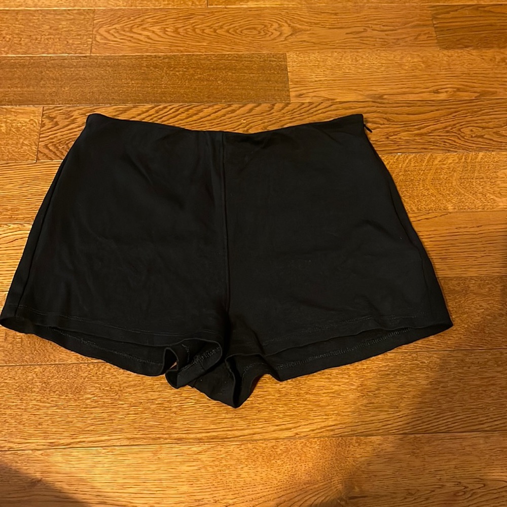 Black express shorts - size 2 - look great!